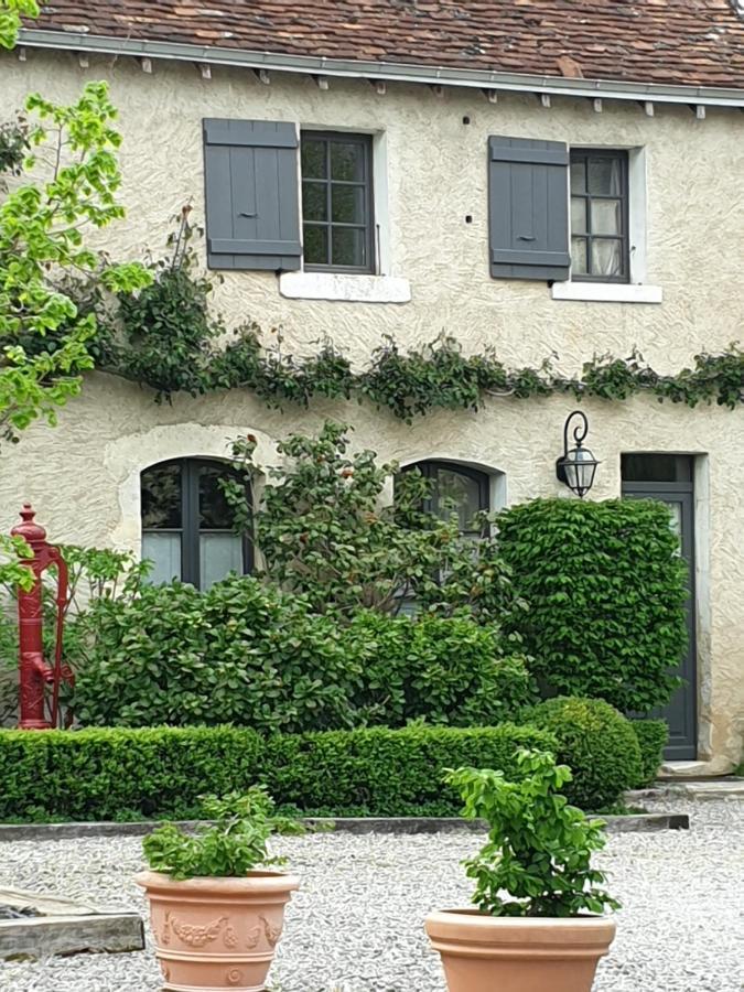 Hotel Domaine De La Crapaudine Rosnay  Exterior foto