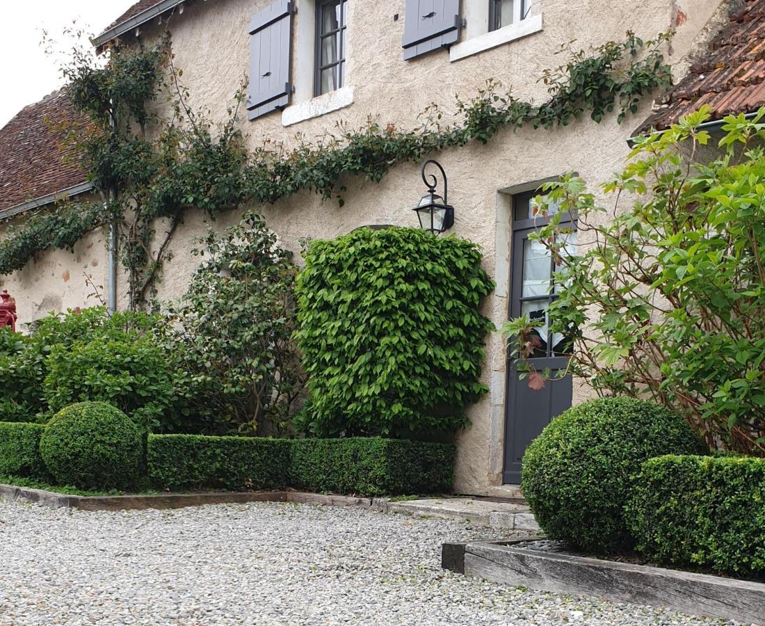 Hotel Domaine De La Crapaudine Rosnay  Exterior foto